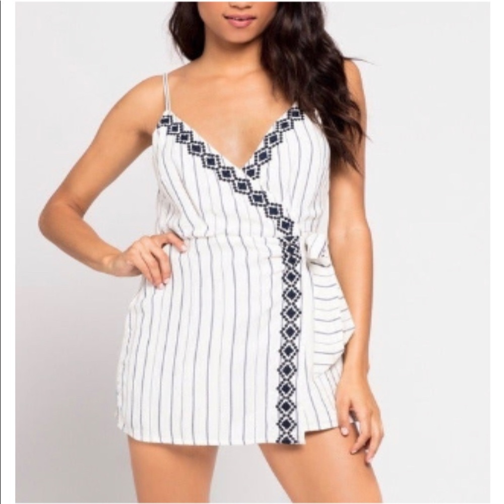 L*Space Maria Romper, White with navy blue, Size XS NWT